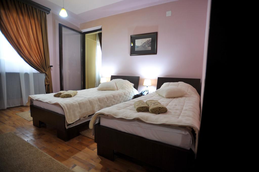 Garni Hotel City Kruševac Pokoj fotografie